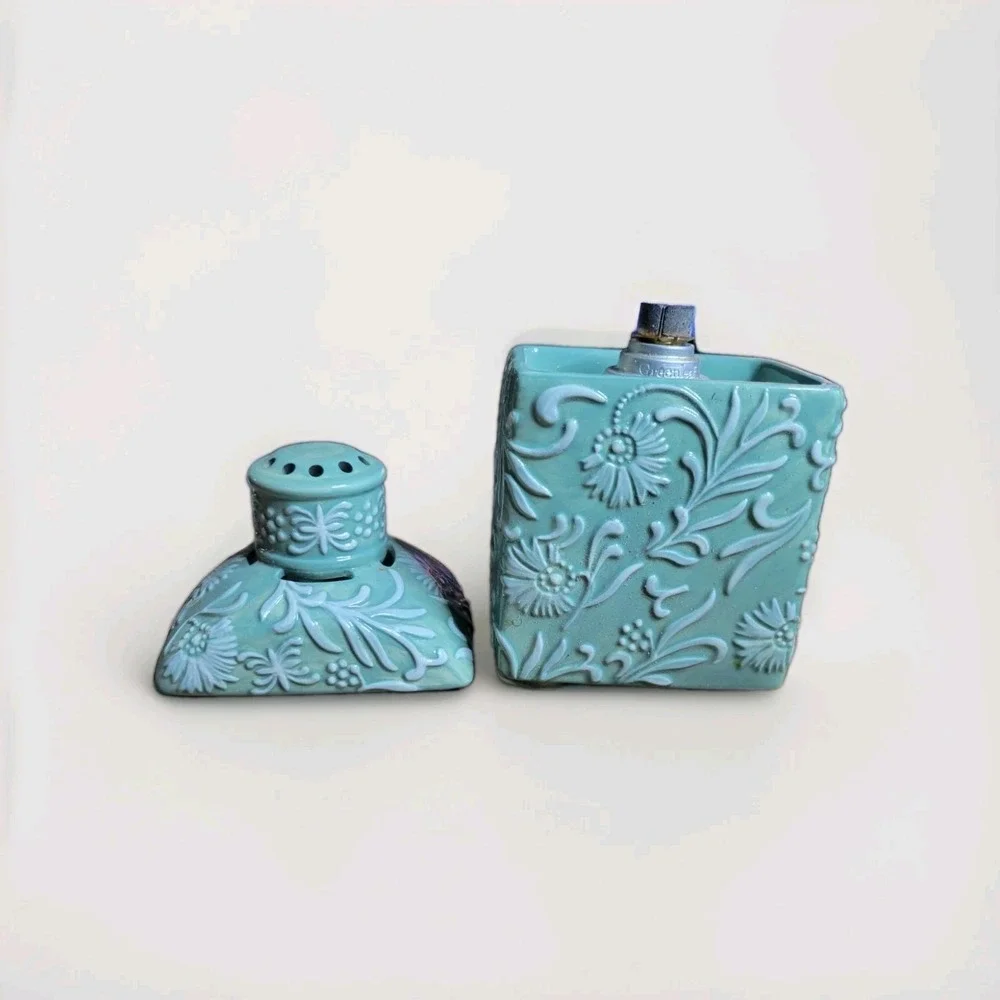 Vintage Greenleaf Home Aroma Decor Ceramic Fragrance‎ Diffuser in Sage Green